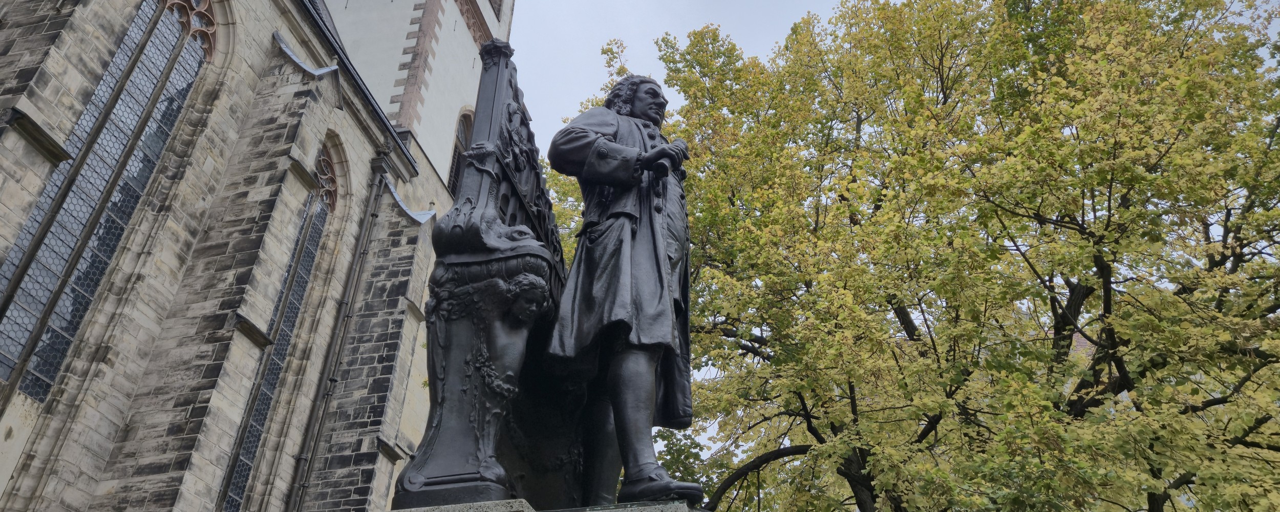Denkmal von Johann Sebastian Bach vor der Thomaskirche Leipzig